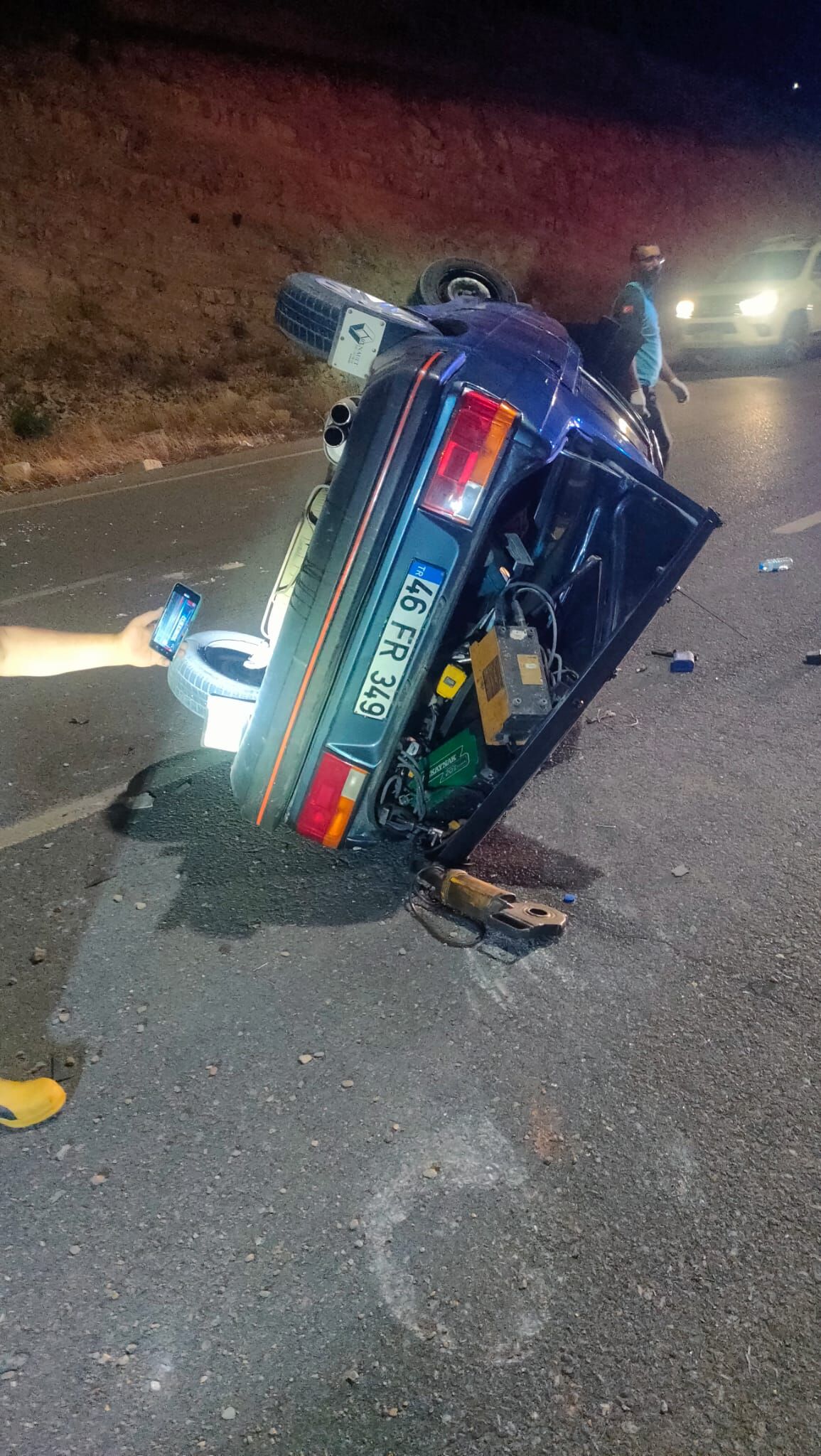 Kahramanmaraş'ta Araç Takla Attı Yaralıyı Itfaiye Kurtardı1