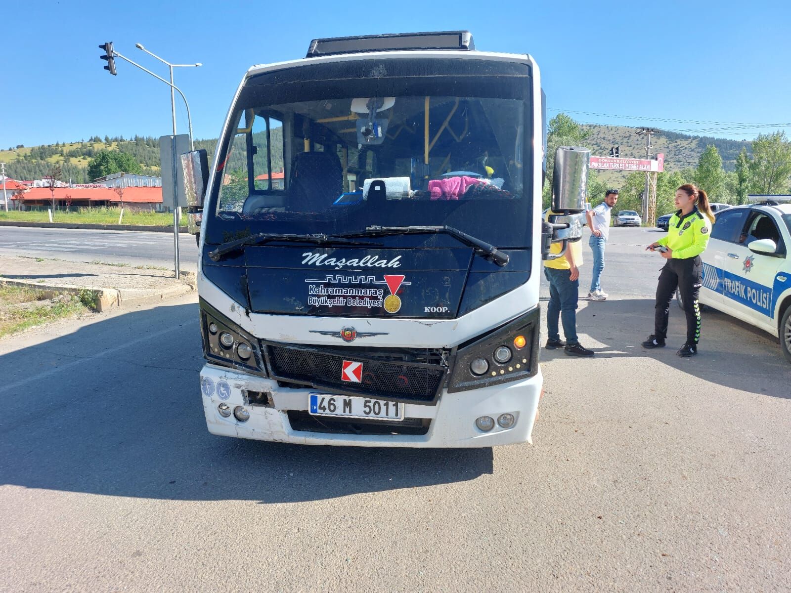 Kahramanmaraş'ta Dolmuş Ile Otomobil Çarpıştı (2)