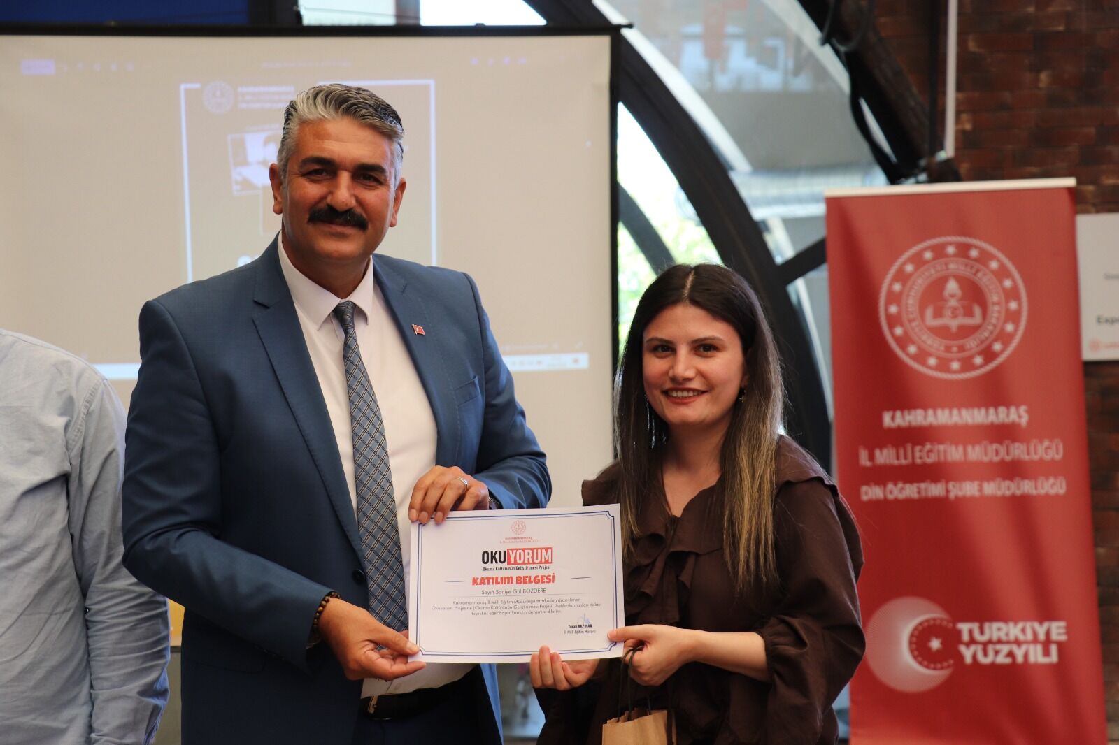 Kahramanmaraş’ta “Oku Yorum” Projesi Yıl Sonu Programı Gerçekleştirildi (4)
