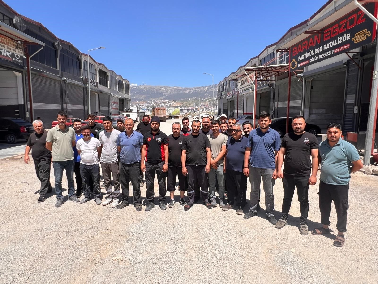 Kahramanmaraş’ta Sanayi Sitesi Alarm Veriyor Toz Ve Çamur Hayatı Felç Etti (1)