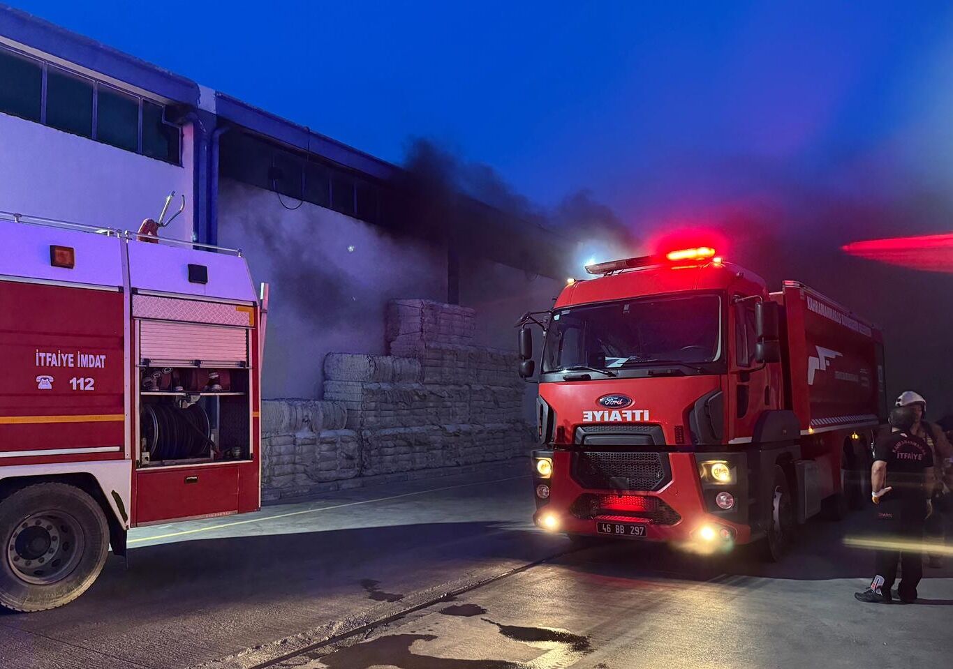 Kahramanmaraş'ta Tekstil Fabrikasında Yangın Çıktı (1)
