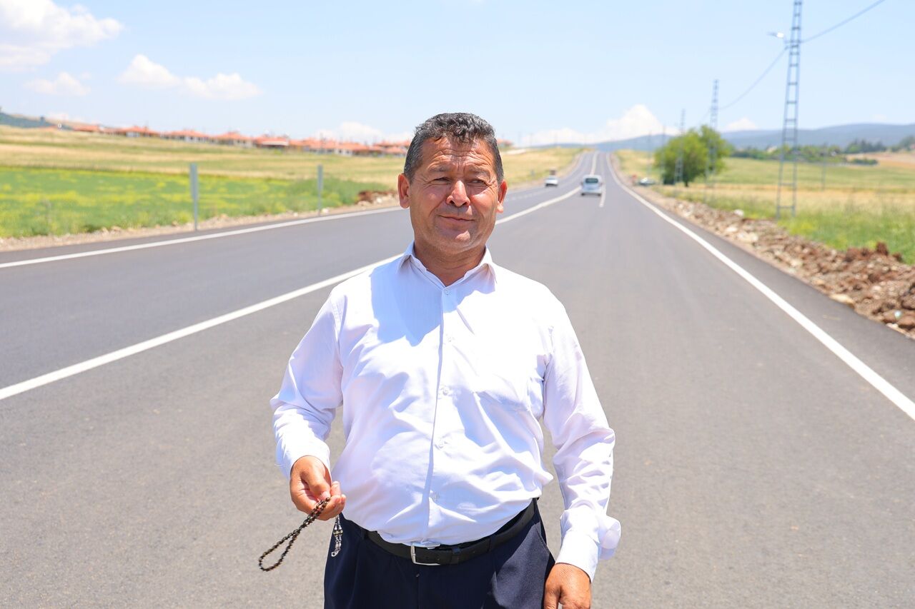 Kahramanmaraş’ta Yenilenen Yolu Gören Vatandaş Çok İlginç Bir Benzetme Yaptı (4)