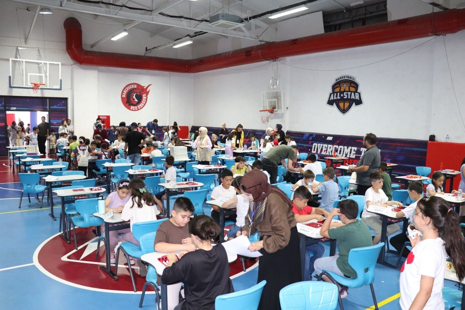 Kahramanmaraş’ta Zekâ Yarışı Nefes Kesti! İl Ligi Finali Tamamlandı (2)