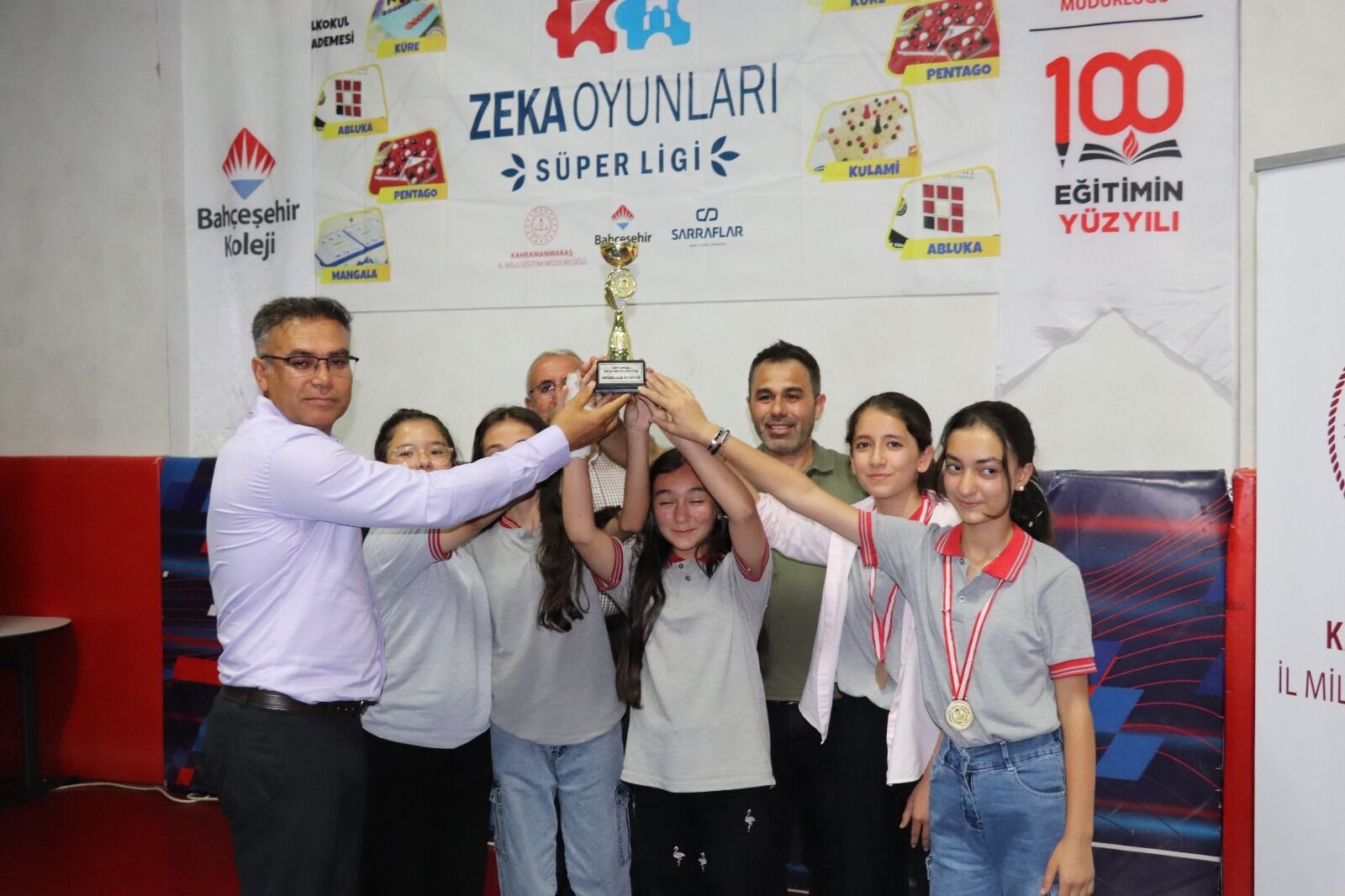Kahramanmaraş’ta Zekâ Yarışı Nefes Kesti! İl Ligi Finali Tamamlandı (3)