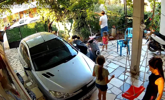 Kapı Gıcırtısı Yüzünden Komşusunu Av Tüfeğiyle Öldürdü-1