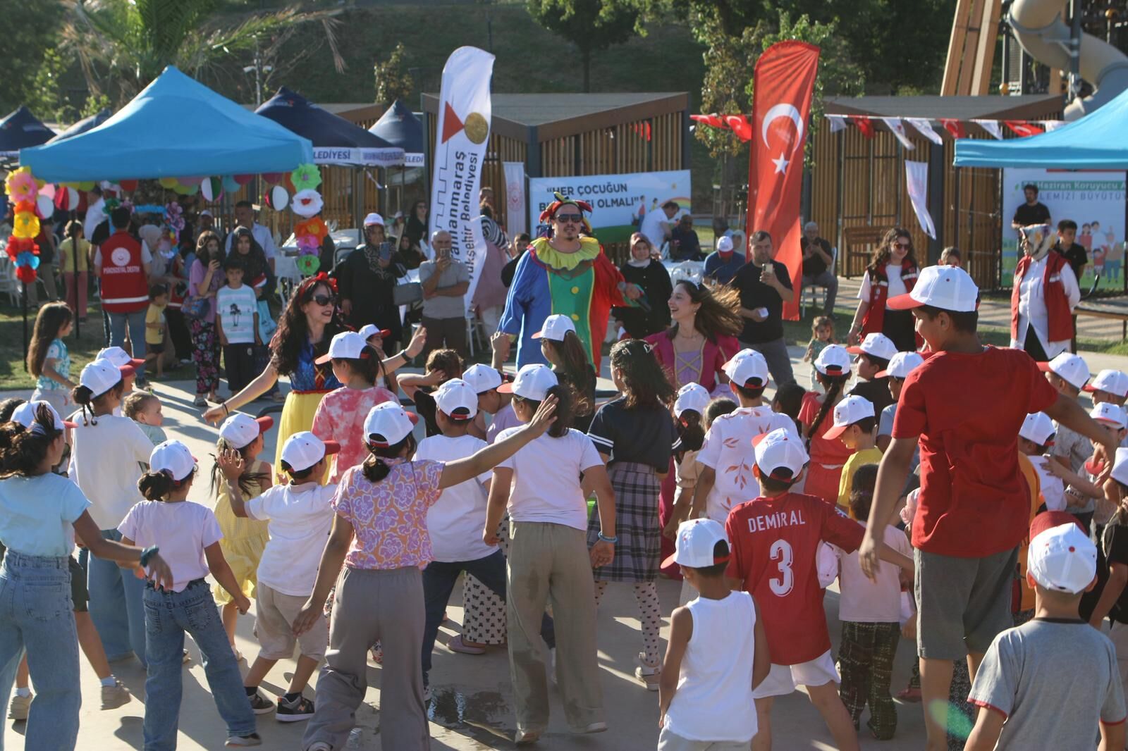 Koruyucu Aile Günü Kahramanmaraş'ta Renkli Görüntülerle Kutlandı (4)