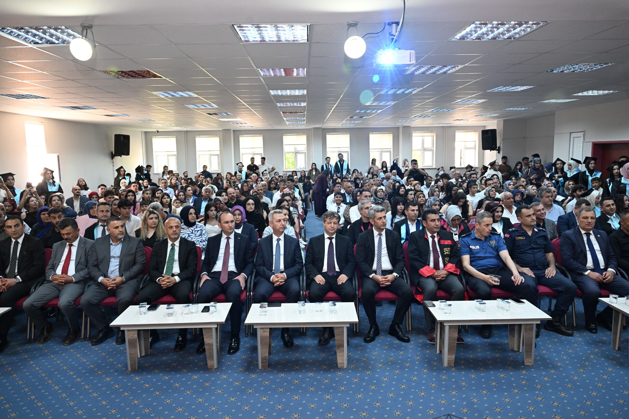 Ksü Afşin Sağlık Yüksekokulu’nda Mezuniyet Coşkusu Yaşandı (3)