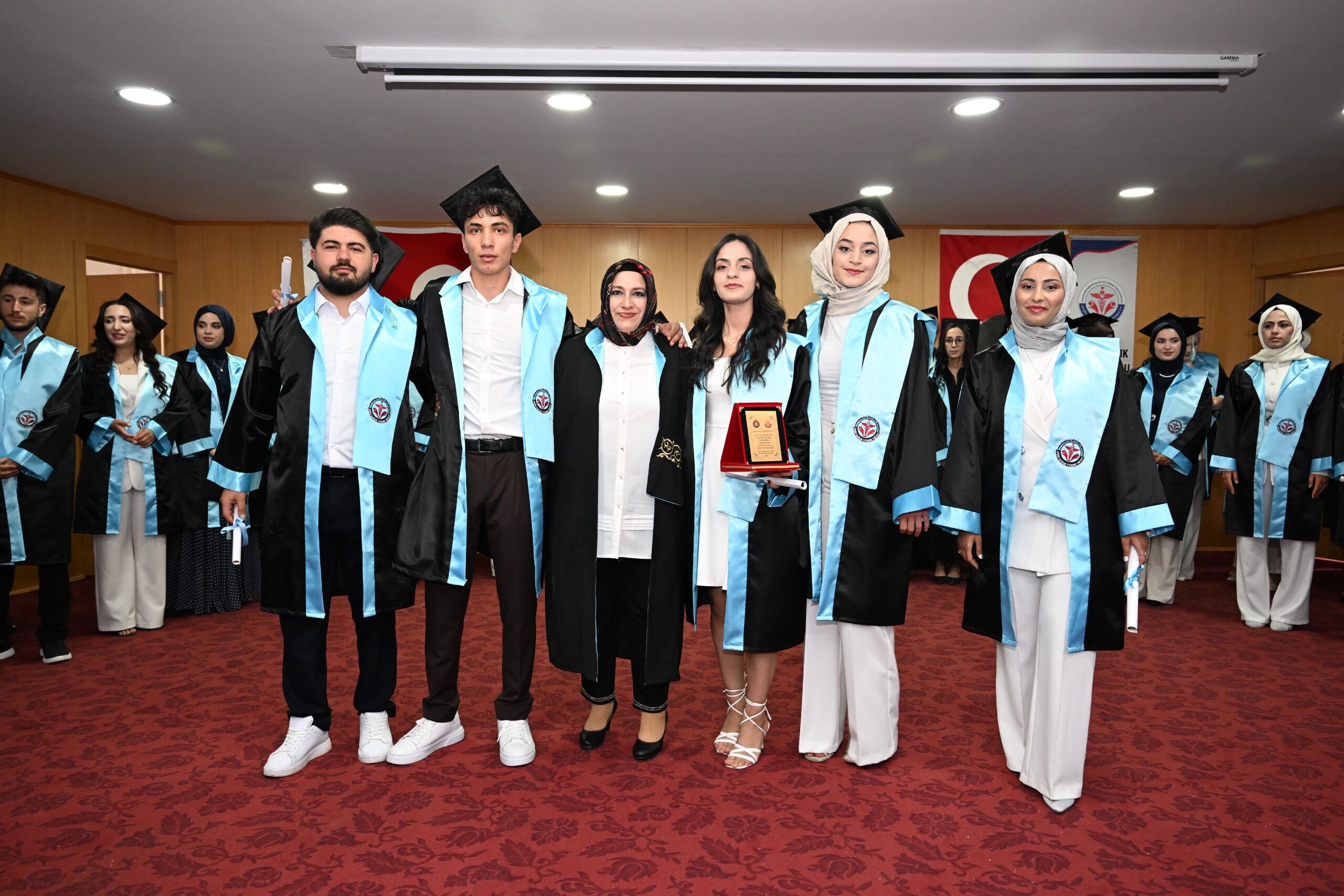 Ksü Afşin Sağlık Yüksekokulu’nda Mezuniyet Coşkusu Yaşandı (4)