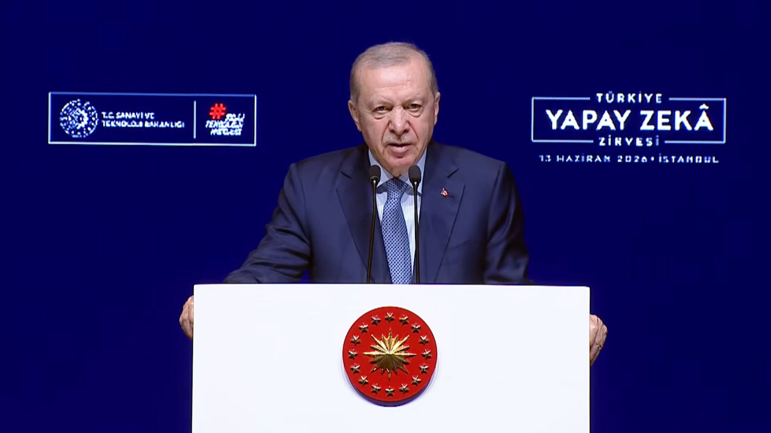 KSÜ Rektörü Okumuş Türkiye Yapay Zekâ Zirvesi’ne Katıldı