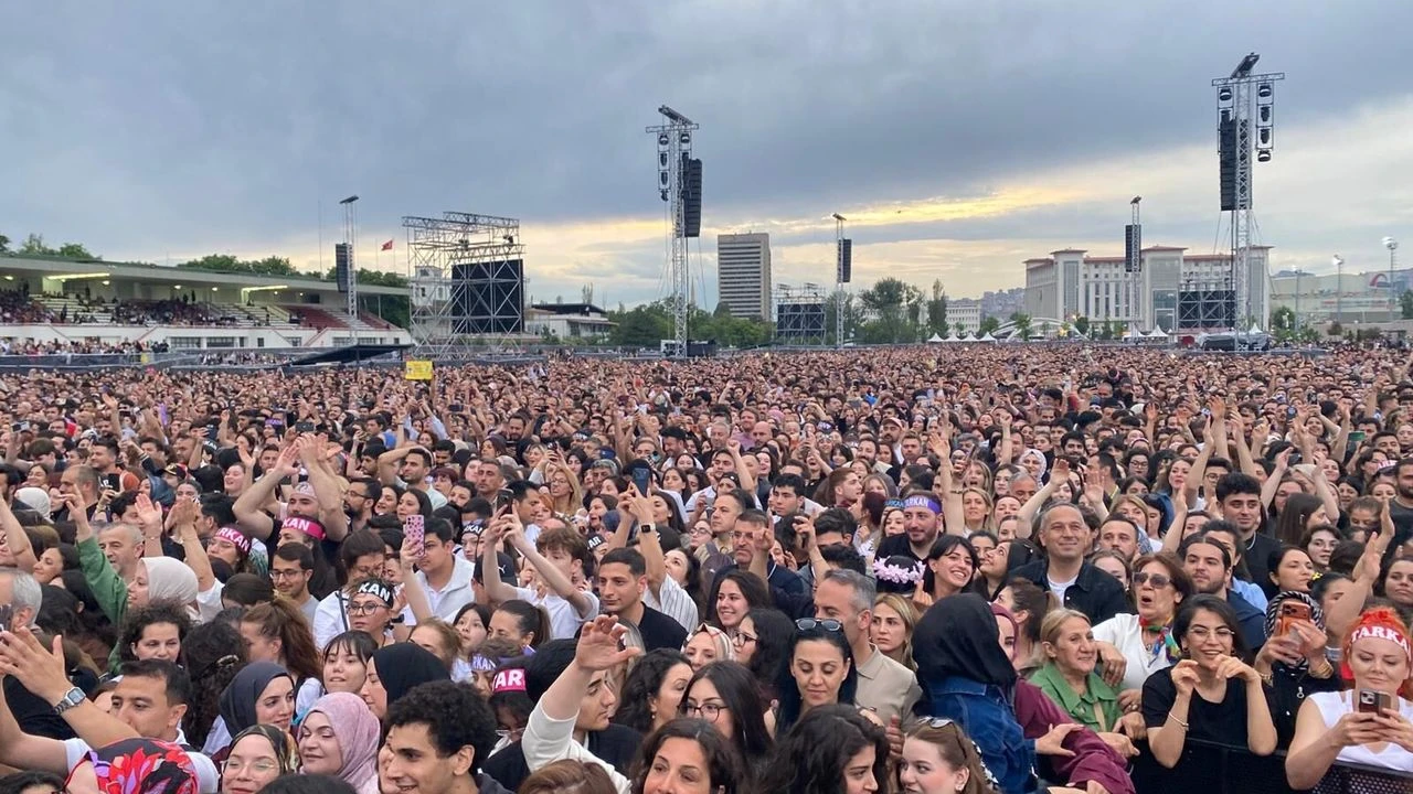 Megastar Tarkan Ankara'yı Salladı! Unutulmaz Gece