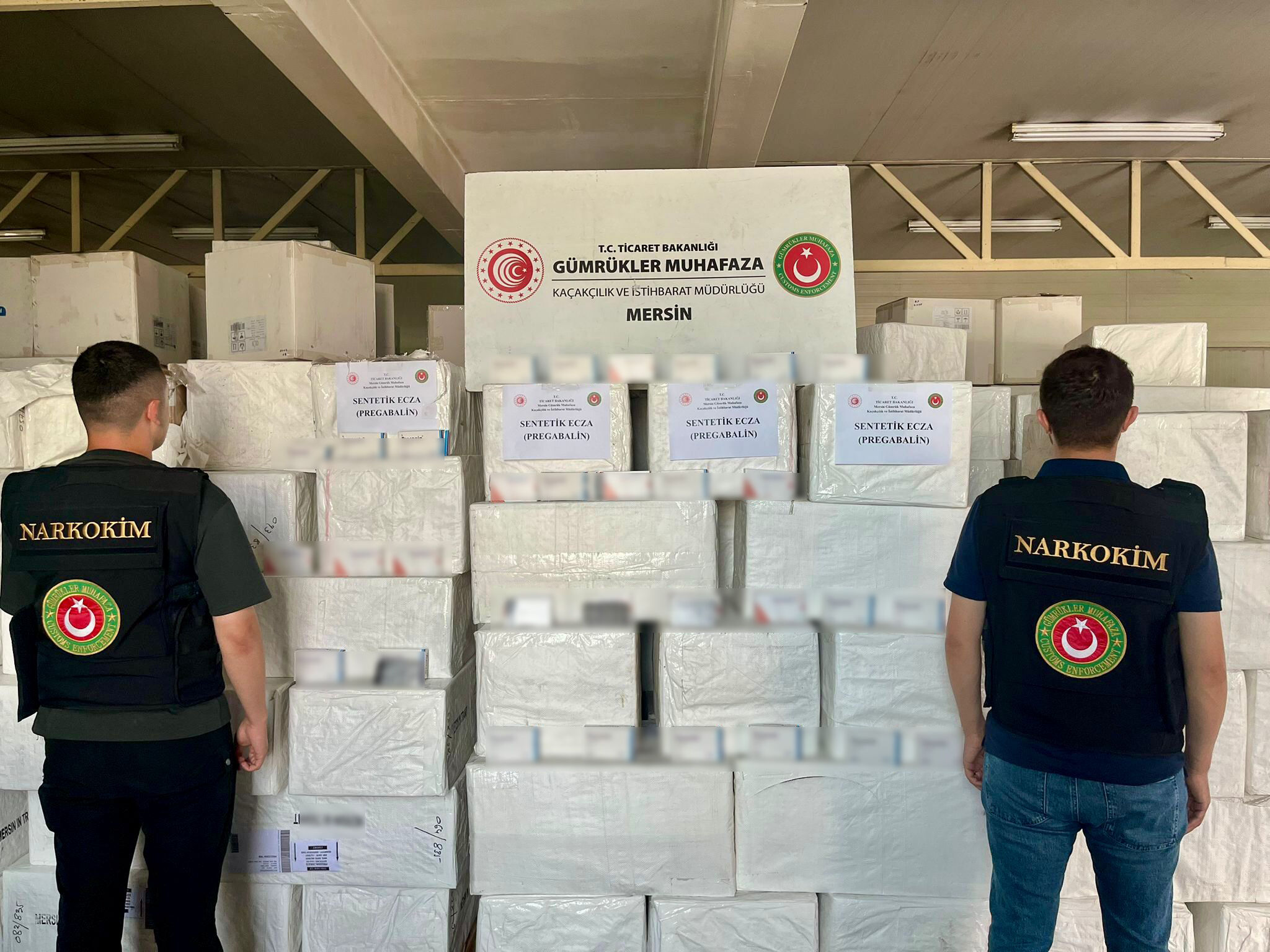 Mersin Limanı Ve Gürbulak'ta Dev Operasyon! 8 Milyar Liralık Kaçak Ürün Ele Geçirildi (4)