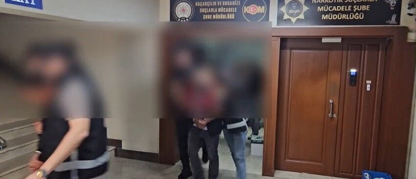 Sakarya Ve Kocaeli'de Silah Operasyonu! 4 Kişi Tutuklandı (1)