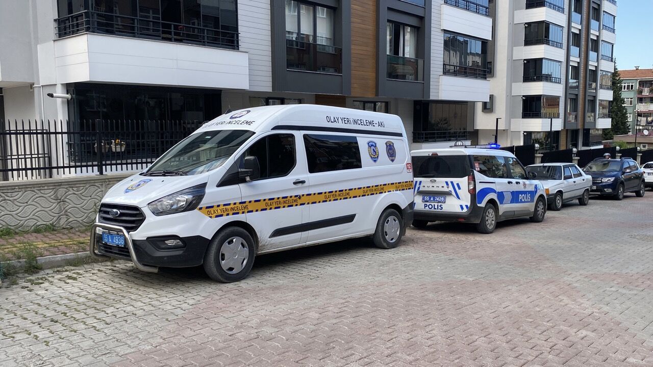 Samsun’da 5. Kattan Düşen Bebek Hayatını Kaybetti2