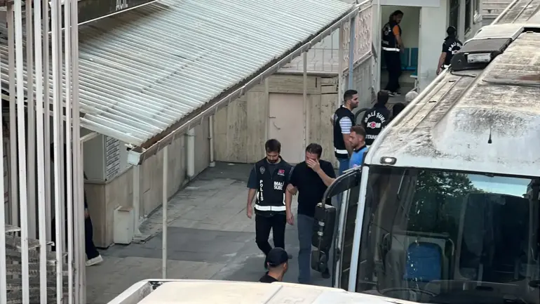 Silivri Belediyesi'ne 'Yolsuzluk' Soruşturması; 18 Şüpheli Adliyeye Sevk Edildi