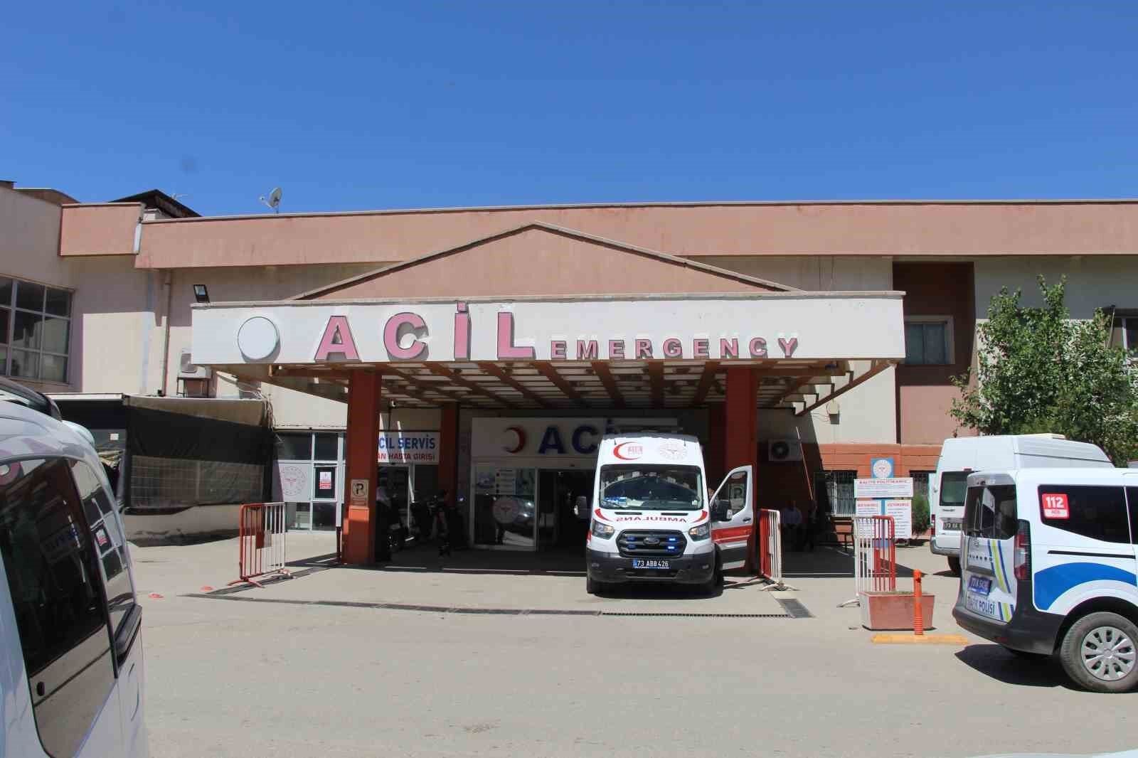 Şırnak’ta Feci Trafik Kazası; Öğretmen Hayatını Kaybetti, 3 Kişi Yaralandı
