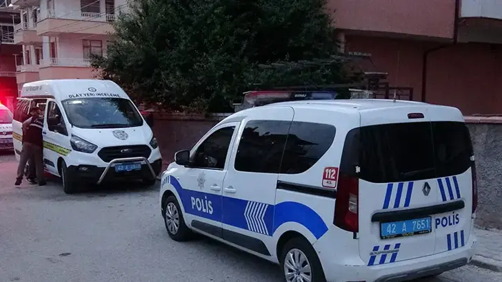 Uzaklaştırma Kararı Vardı! Çocuklarının Önünde Eşini Bıçakladı2