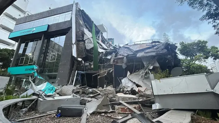 Venezuela'da 39 Saniye Arayla İki Büyük Deprem Ohal İlan Edildi, Can Kaybı Artıyor (3)