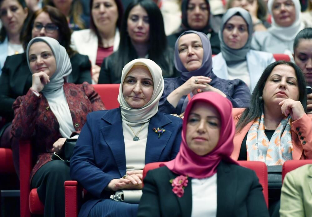 Emine Erdoğan'dan Kahramanmaraş’a “Kalabalık Aile Özel Ödülü”-1