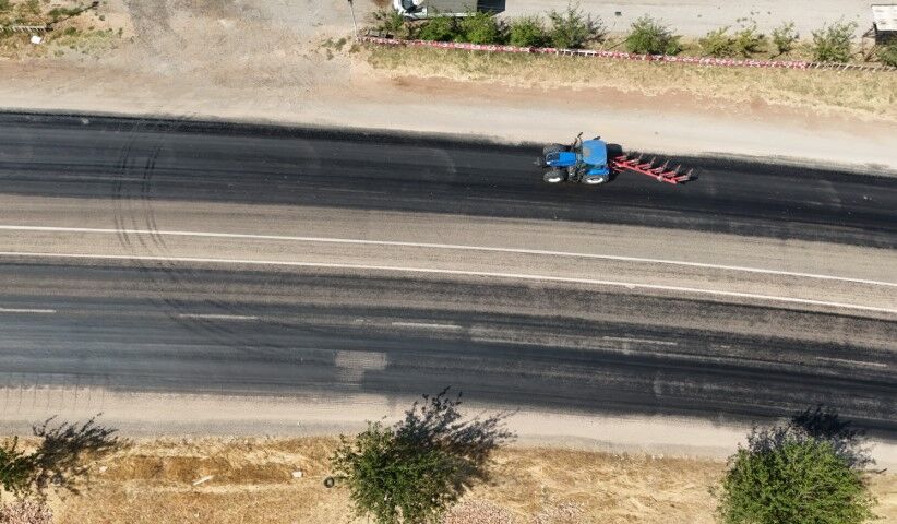 Adıyaman’da Sıcak Hava Asfaltı Eritti 1