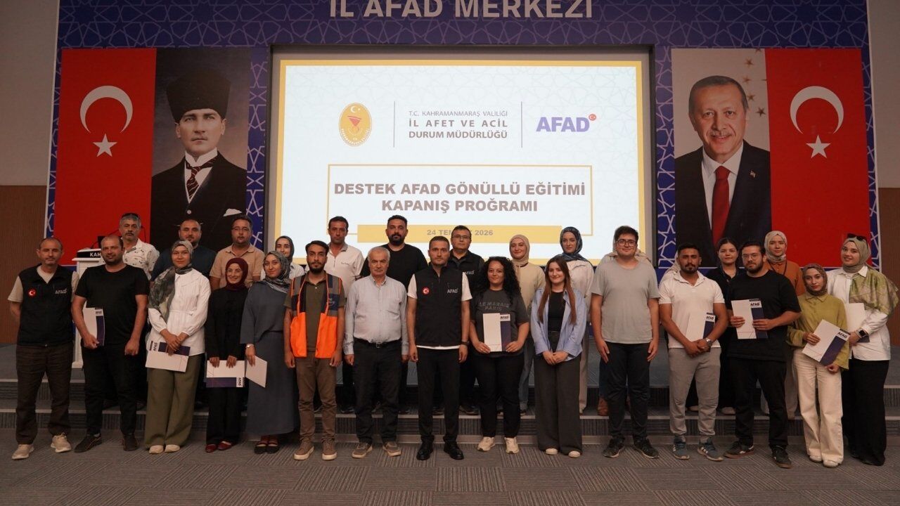 AFAD Kahramanmaraş'ta Destek AFAD Gönüllüleri sertifikalarını aldı