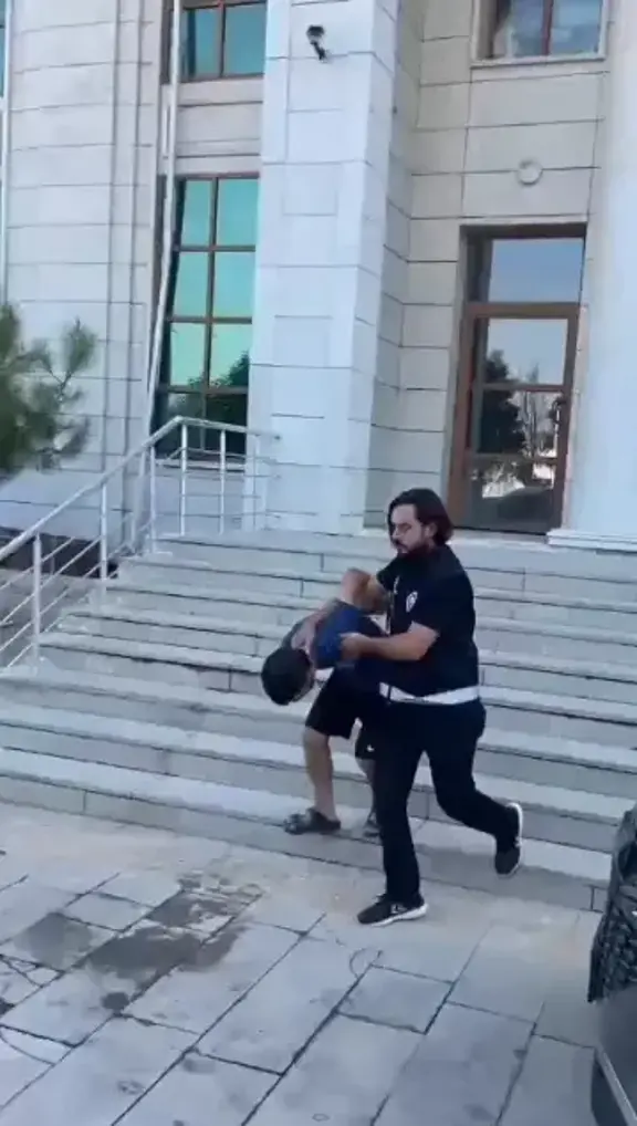 Ayrılmak Isteyen Eşini Döven Şüpheli Tutuklandı