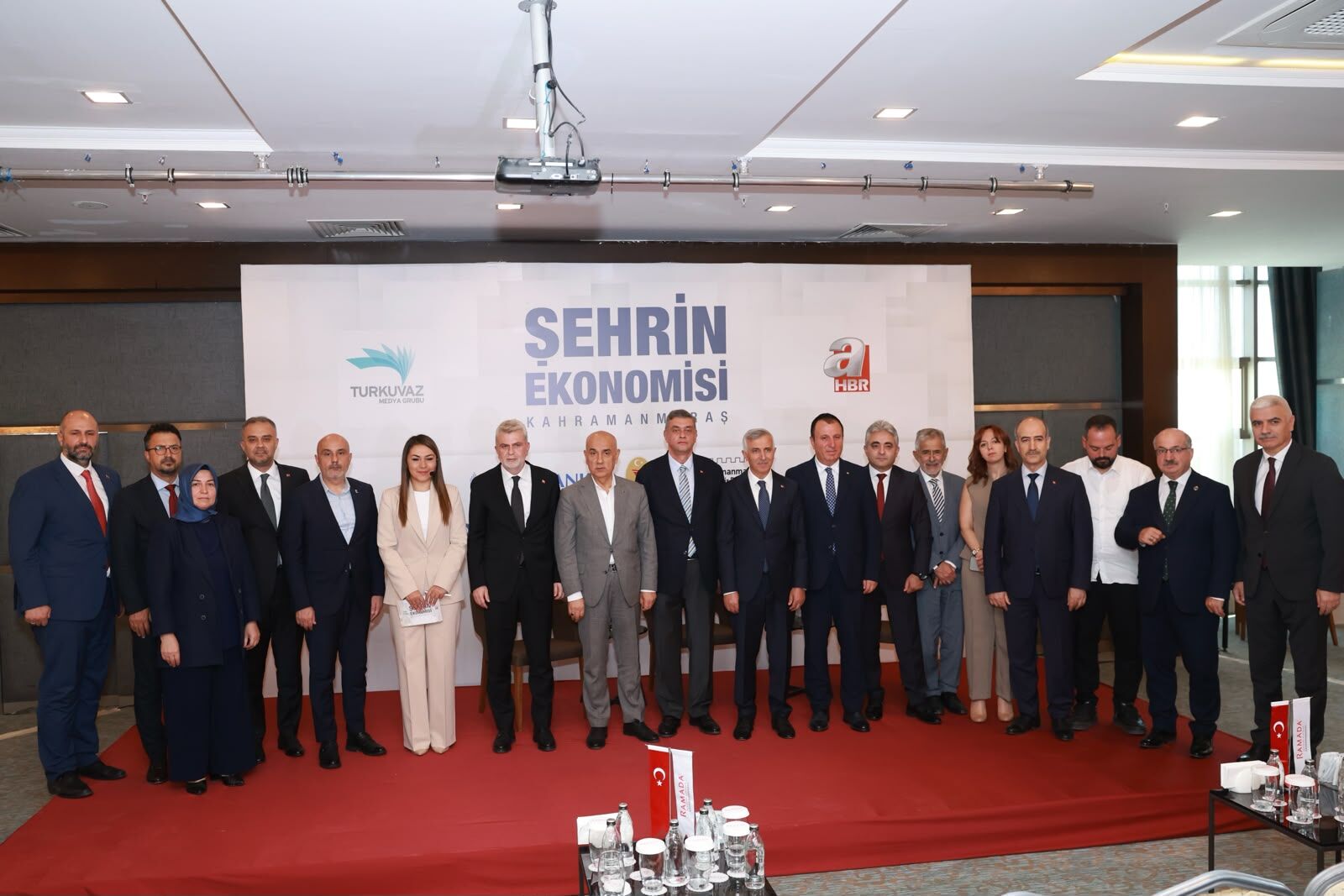 Başkan Toptaş, Şehrin Ekonomisi Zirvesi’nde Onikişubat’ın Kalkınma Vizyonunu Anlattı (3)