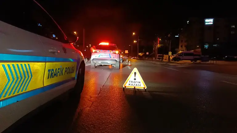 Bursa'da Otomobilin Çarptığı Yaya Ağır Yaralandı