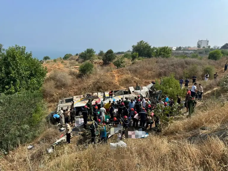 Cezayir'de Yolcu Otobüsü Şarampole Yuvarlandı; 25 Ölü, 44 Yaralı