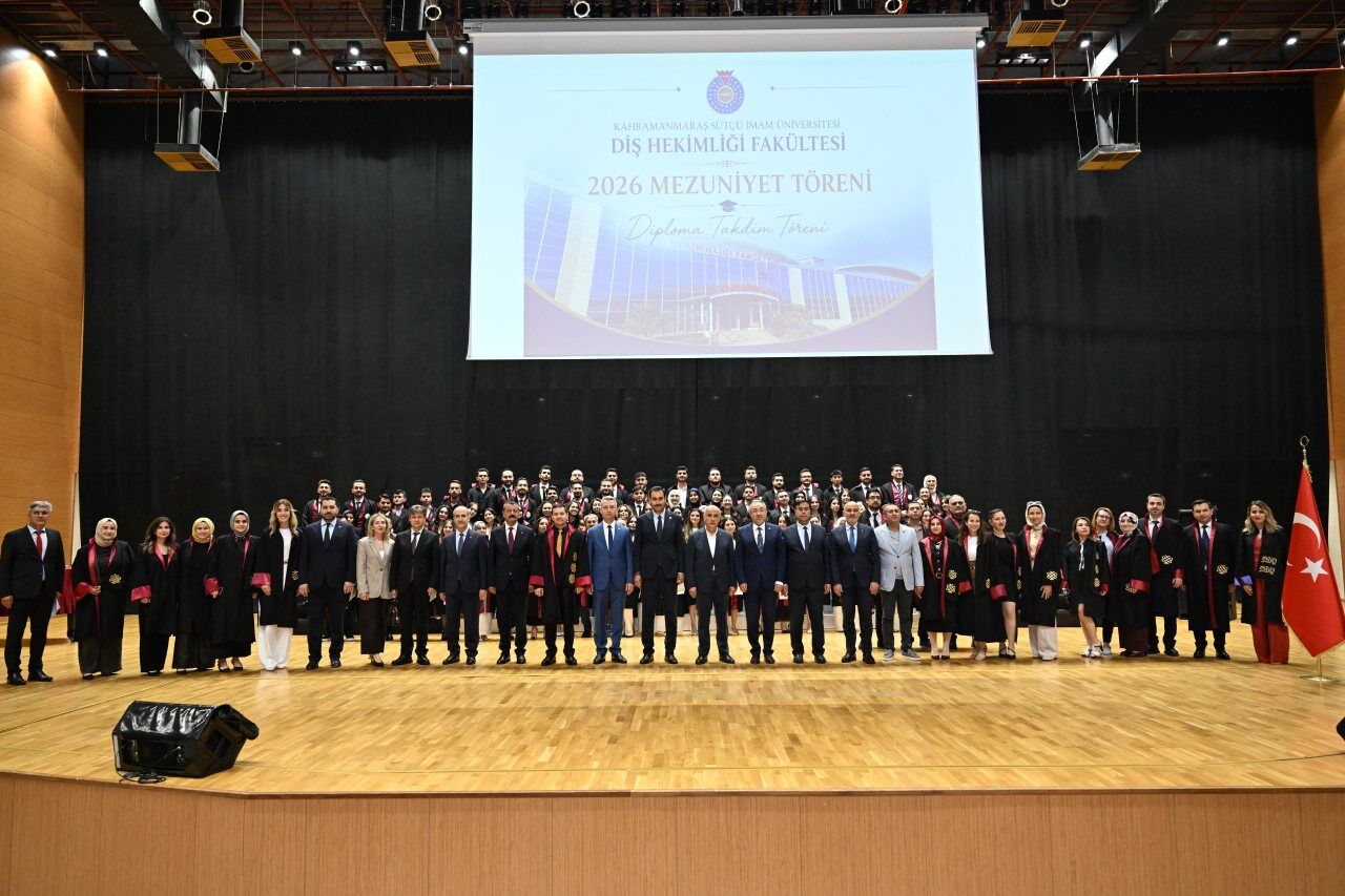 Diş Hekimliği Fakültesi Yeni Hekimlerini Uğurladı (9)