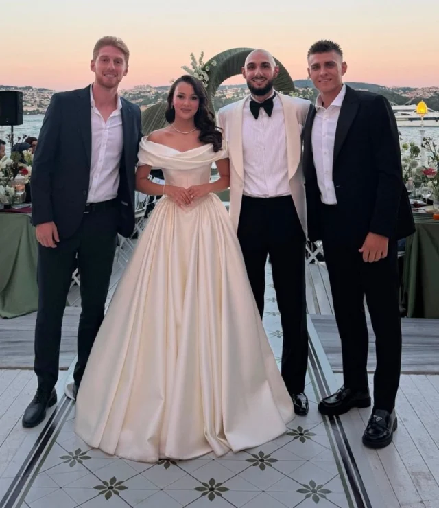 Galatasaraylı Ahmed Kutucu Ile Fenomen Asena Atalar Evlendi!