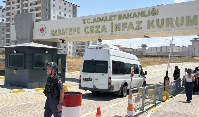 Haluk Levent, Çorlu'daki Cezaevine Konuldu 1