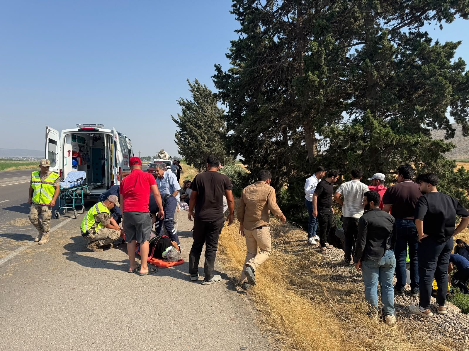 Hatay'da Sünnet Düğünü Dönüşü Kaza 3’Ü Ağır, 7 Yaralı (2)
