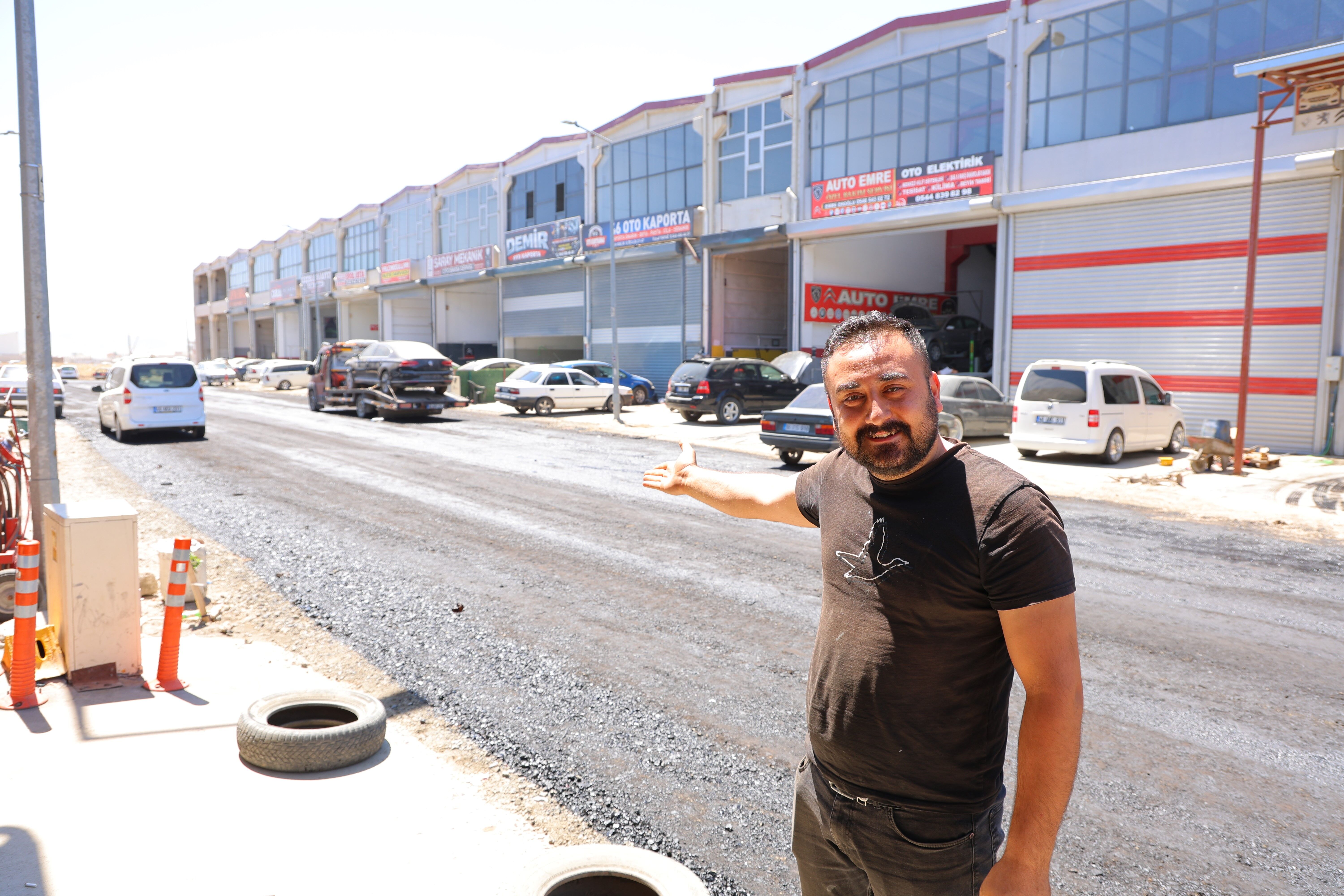 İlçe Belediyesinin Yapmadığı Yolları Kahramanmaraş Büyükşehir Belediyesi Asfaltlıyor