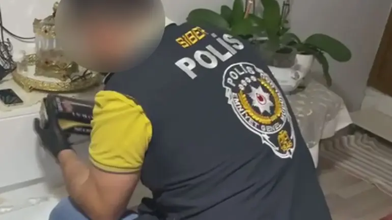İstanbul'da Yasa Dışı Bahis Operasyonunda Gözaltına Alınan 68 Şüpheli Adliyeye Sevk Edildi