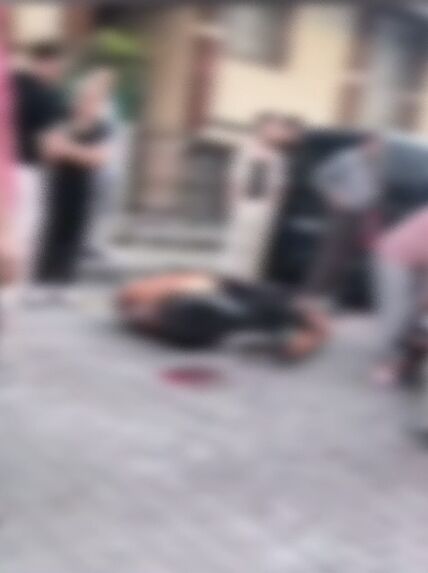 Küçükçekmece'de silahlı saldırıya uğrayan güvenlik görevlisi ağır yaralandı-1