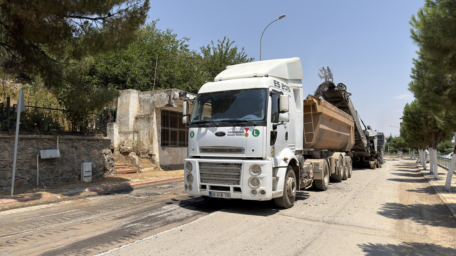Kahramanmaraş Büyükşehir'den Türkoğlu'na Sıcak Asfalt Hamlesi (6)