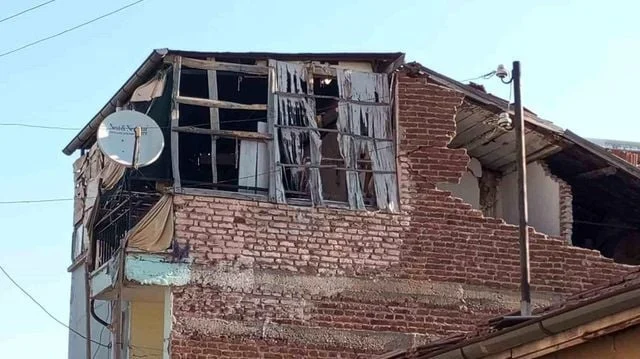 Kahramanmaraş Sallandı! Malatya Merkezli Deprem Vatandaşları Sokağa Döktü (2)