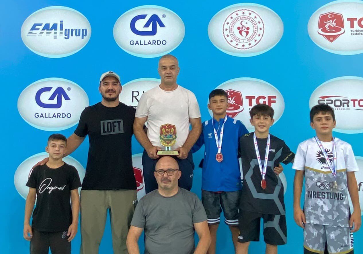 Kahramanmaraş'ın Minik Pehlivanları Ankara'dan 3 Madalya Ile Döndüler (1)