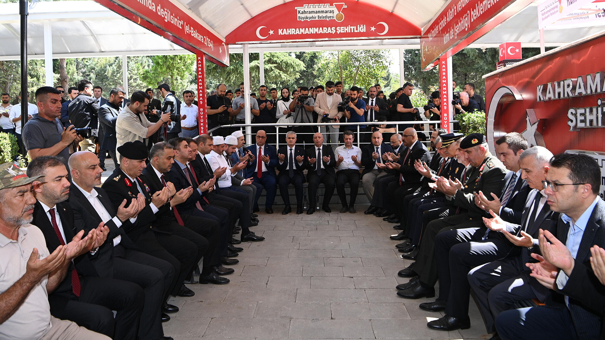Kahramanmaraş'ta 15 Temmuz'un 10. Yılında Aziz Şehitler Dualarla Anıldı (2)
