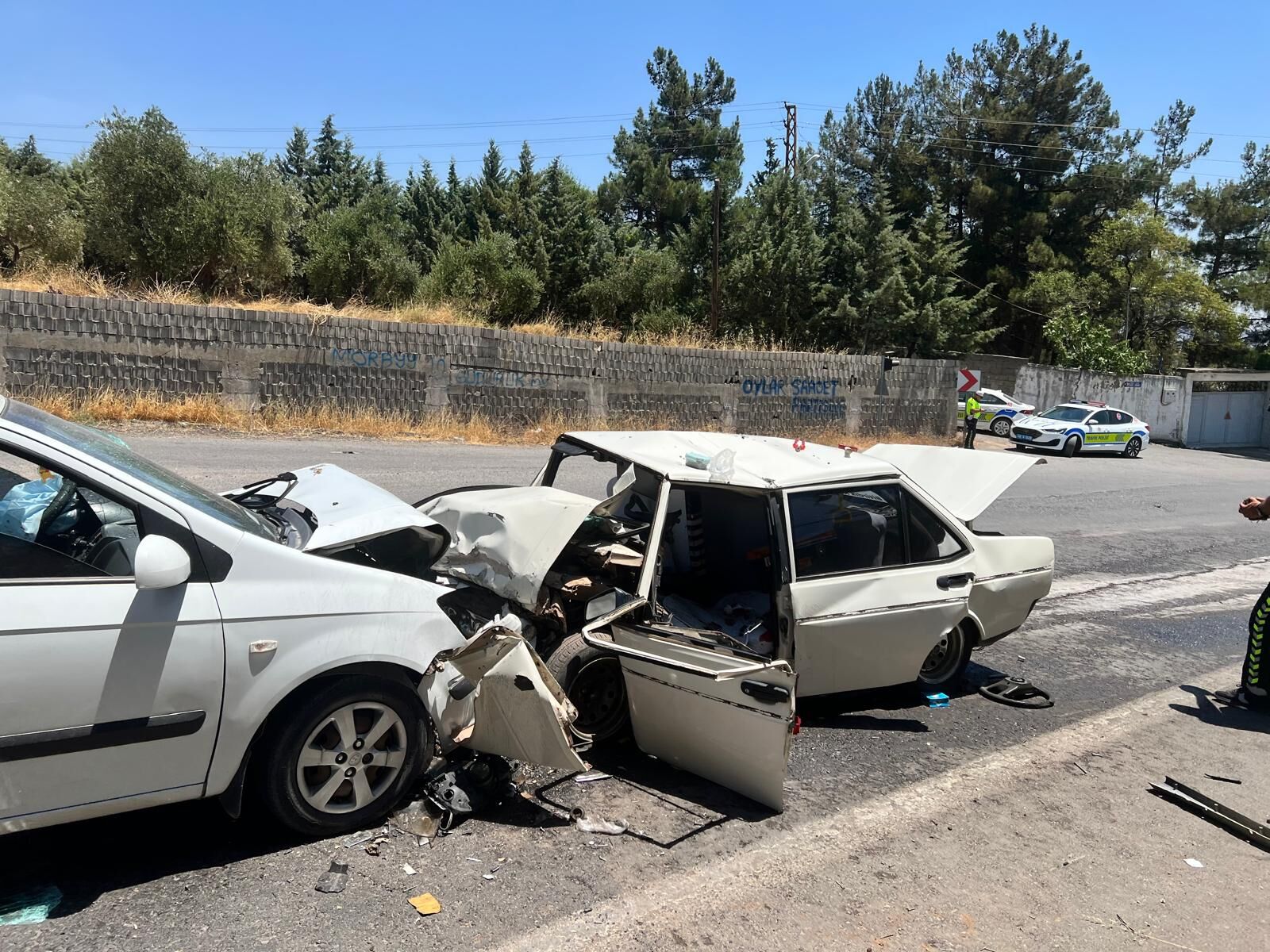 Kahramanmaraş’ta İki Otomobil Kafa Kafaya Çarpıştı, 2 Yaralı (2)