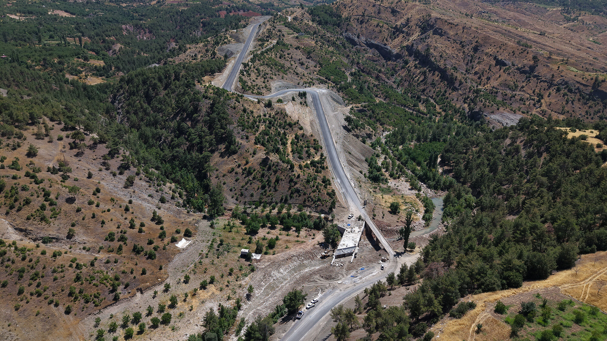 Kahramanmaraş'ta Kırsal Ulaşımı Değiştirecek Proje! Yeni Köprü Yükseliyor (3)