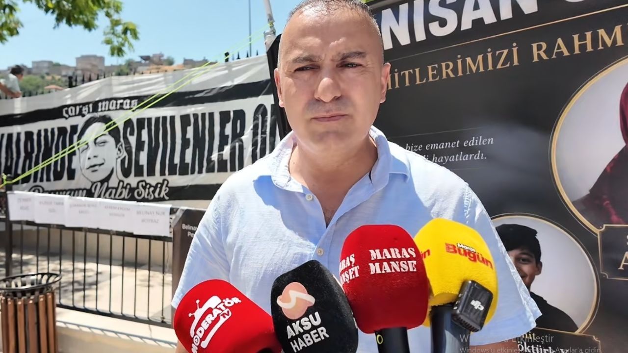 Kahramanmaraş'ta Saldırıda Hayatını Kaybeden Öğretmen Ve Öğrenciler İçin Aşure Dağıtıldı (2)