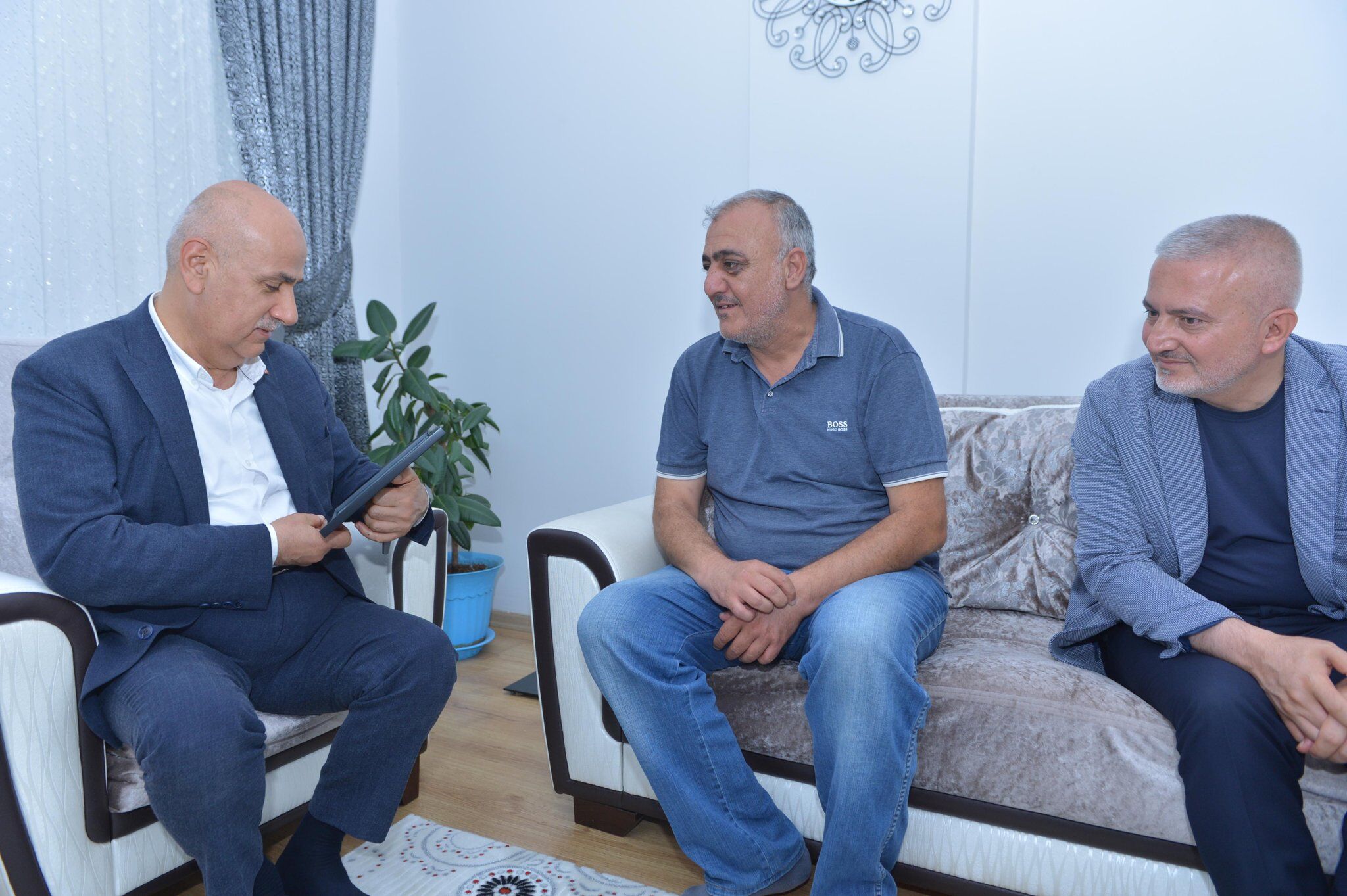 Milletvekili Vahit Kirişci’den Şehit Öğrencinin Ailesine Anlamlı Ziyaret2