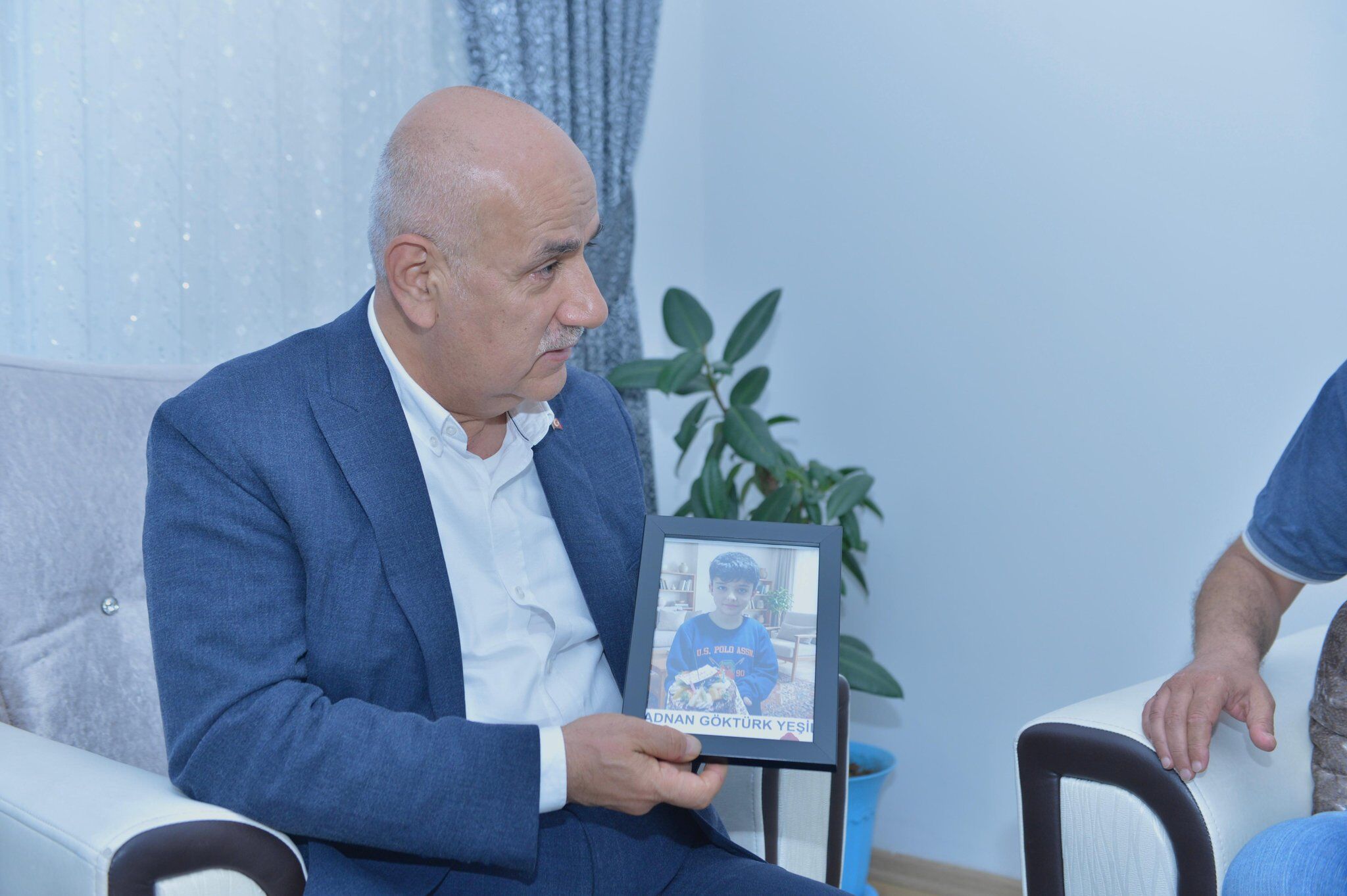 Milletvekili Vahit Kirişci’den Şehit Öğrencinin Ailesine Anlamlı Ziyaret3