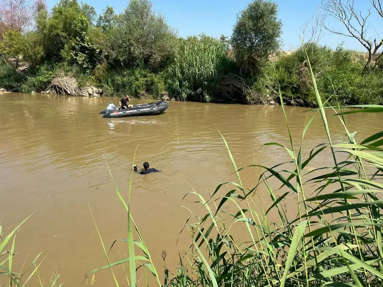 Nehirde Kaybolan Şahin'i Arama Çalışmaları 4'Üncü Gününde 1