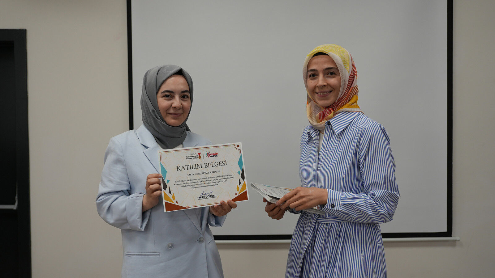 Pusula Maraş'tan Gençlere Büyük Fırsat! Hızlı Okuma Kursu Tamamlandı (5)