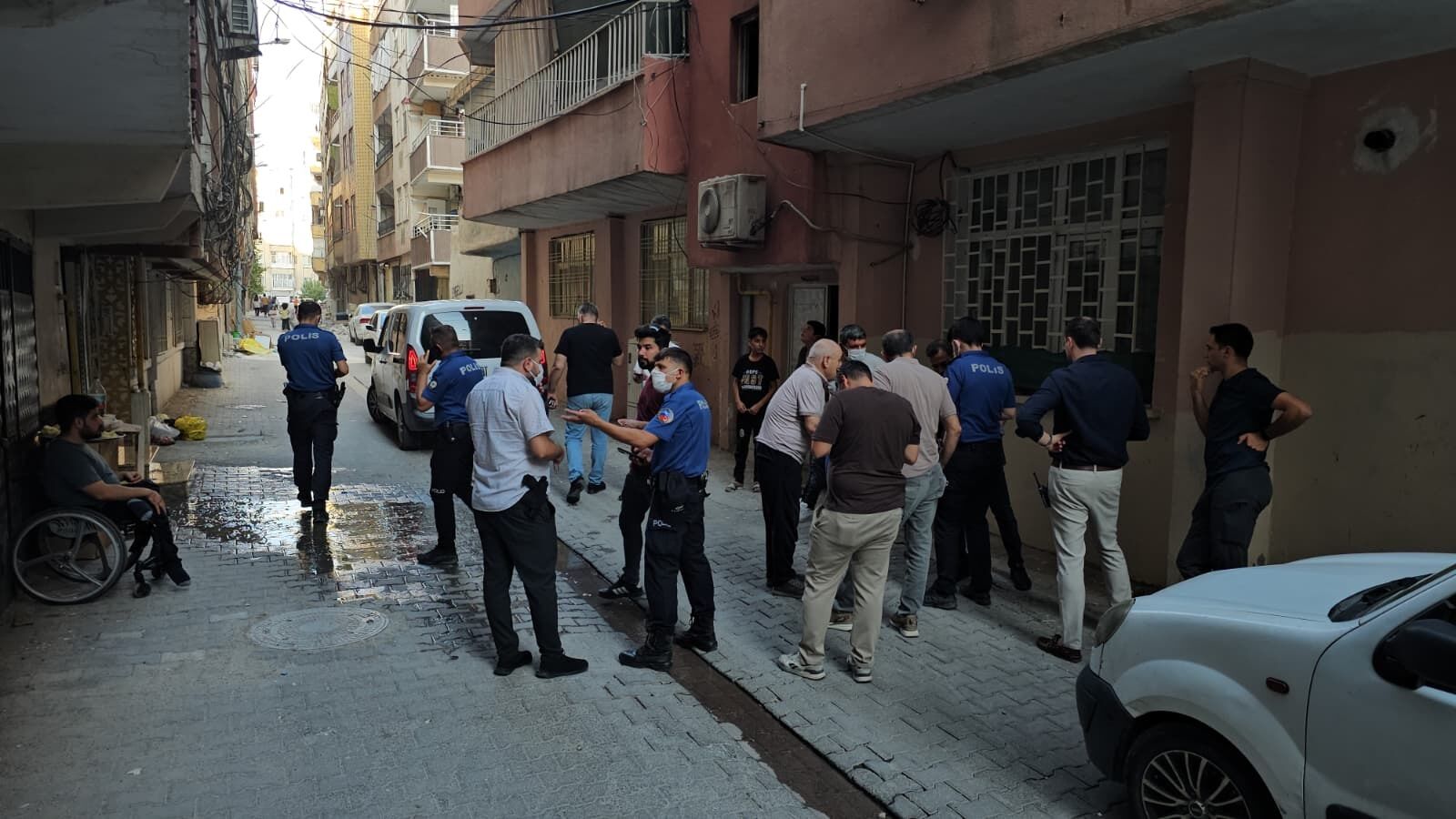 Şanlıurfa'da 5 çocuk annesi, evinde ölü bulundu-1