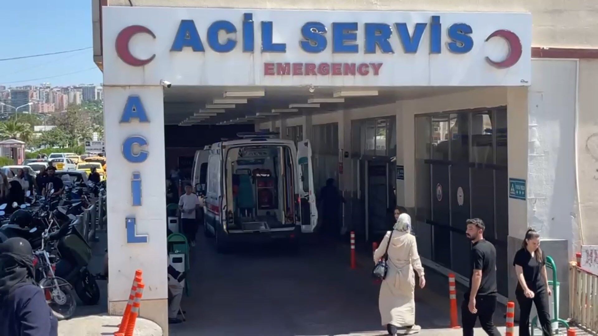 Şanlıurfa'da silahlı saldırı kamerada; 1 yaralı