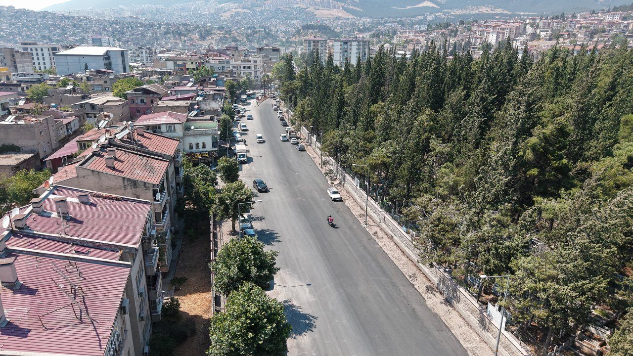 Şeyh Adil Ve Girne Caddeleri Sıcak Asfaltla Yenilendi! (2)