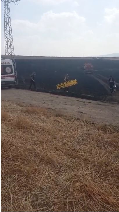 Tarladaki yangını söndürmeye çalışırken hayatını kaybetti